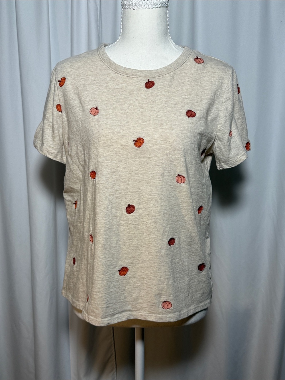 Lucky Brand Beige Short-Sleeve Tee with Pumpkin Motif